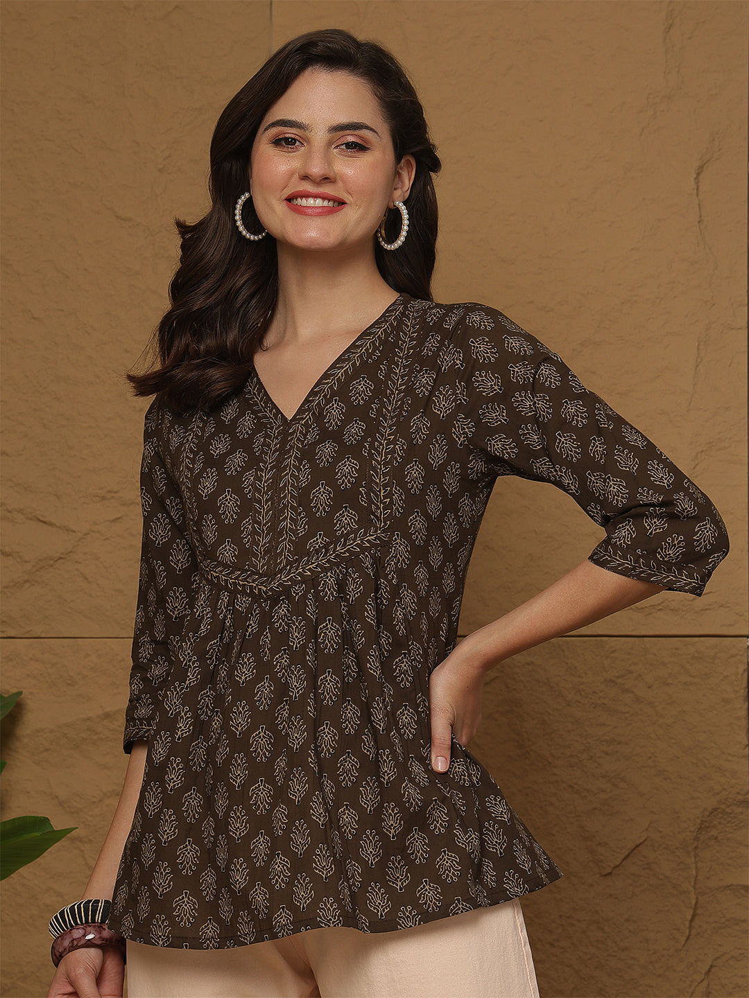 Nayo brown printed top – wholesale supplier