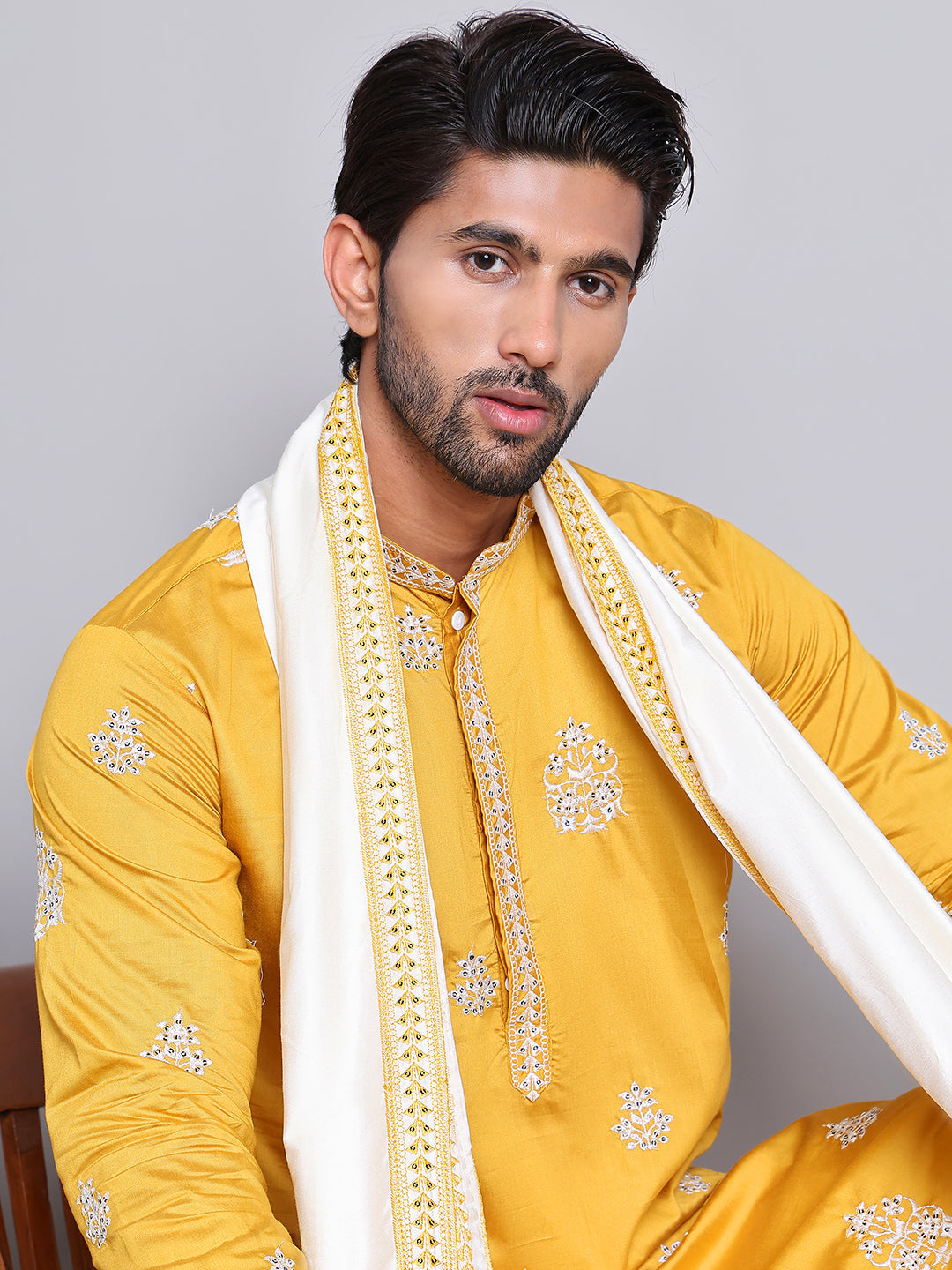 Embroidered Silk Blend Kurta With Contrast Dupatta