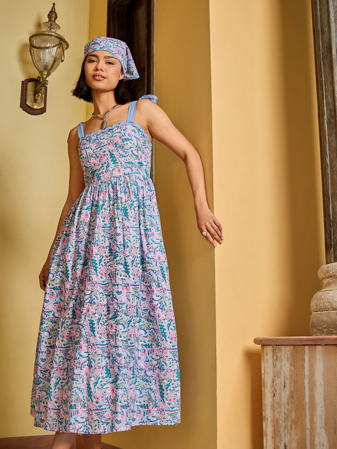 Women Paisley Strappy Tie-up Midi Dress