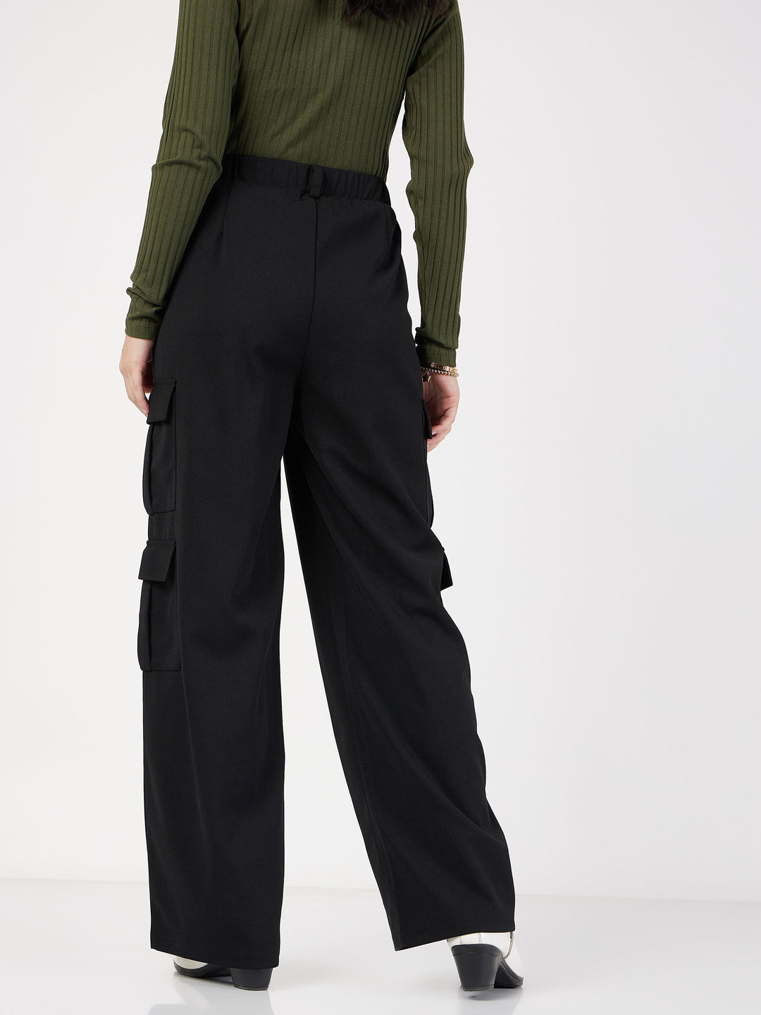 Women Multi Pocket Detail Cargo Pants