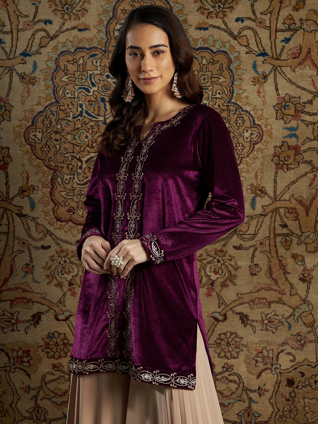 Womenvelvet Zari Embroidered Short Kurta
