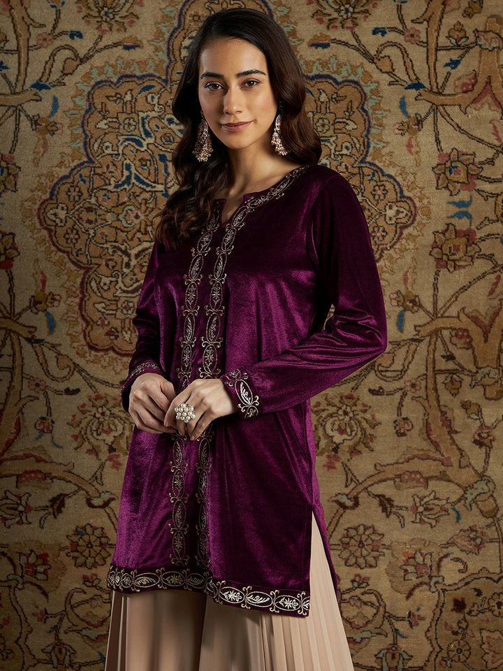 Womenvelvet Zari Embroidered Short Kurta