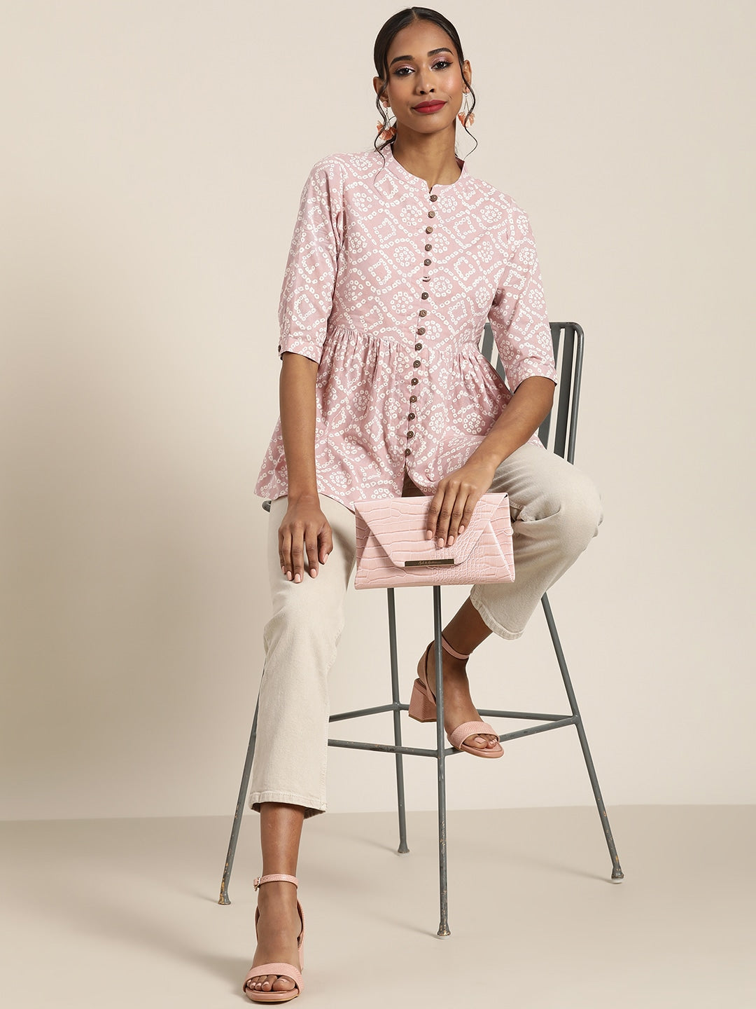 Womenbandha Front Button Gathered Top