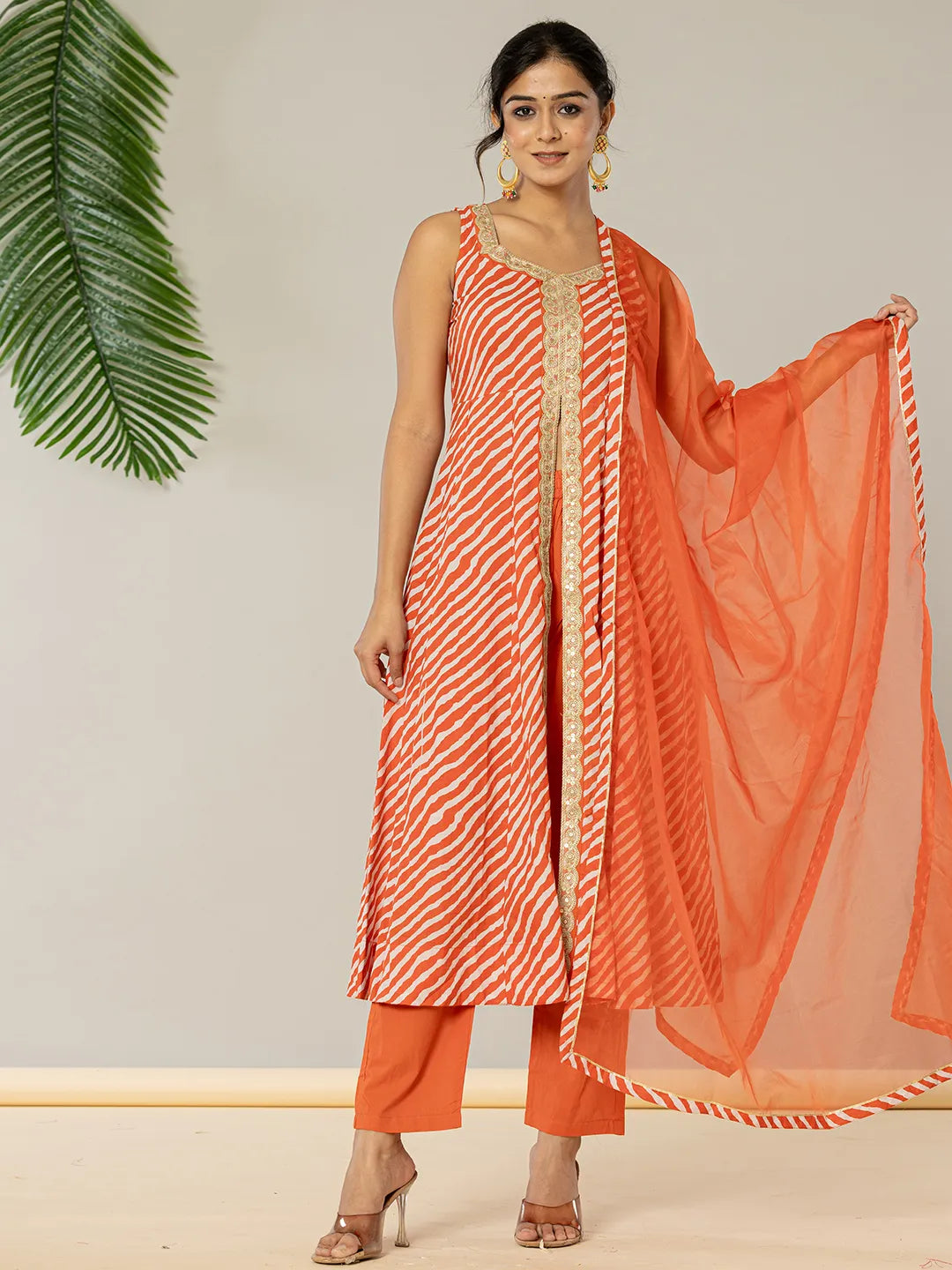 Women's Orange Cotton Cotton Leheriya Orange Kurta Dupatta Set by Yufta, suitable for wholesale buyers, boutiques, retailers, resellers and bulk fashion orders from Trendphoria